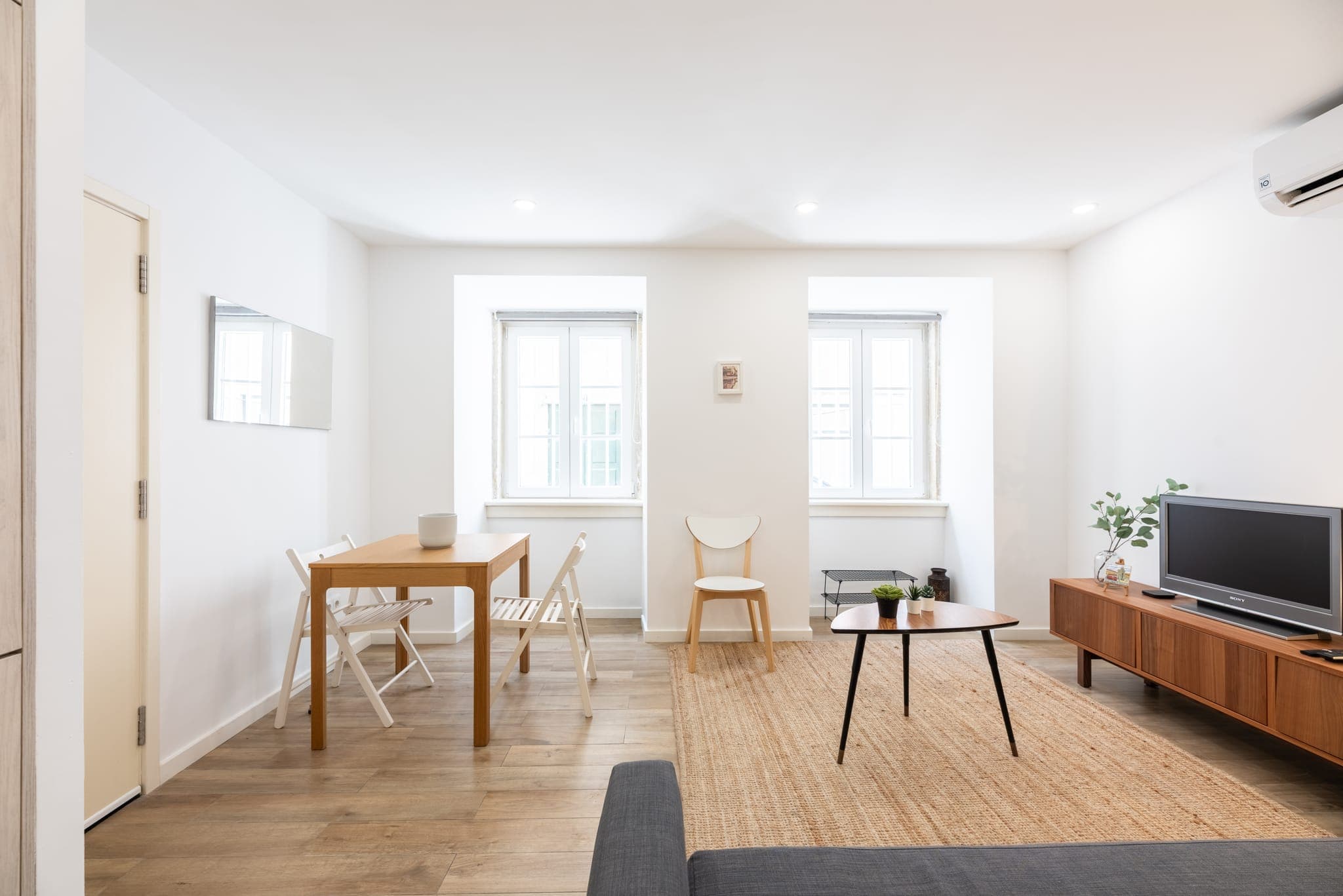 T1 Apartment — Travessa do Marquês de Sampaio, Santa Catarina – photo 4