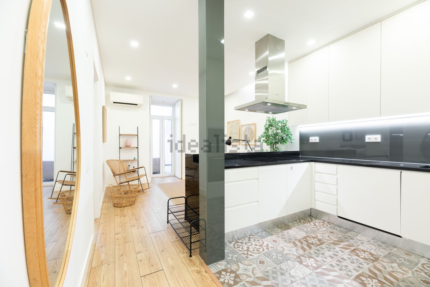 T2 Apartment — Rua Gonçalves Crespo, Saldanha – photo 2