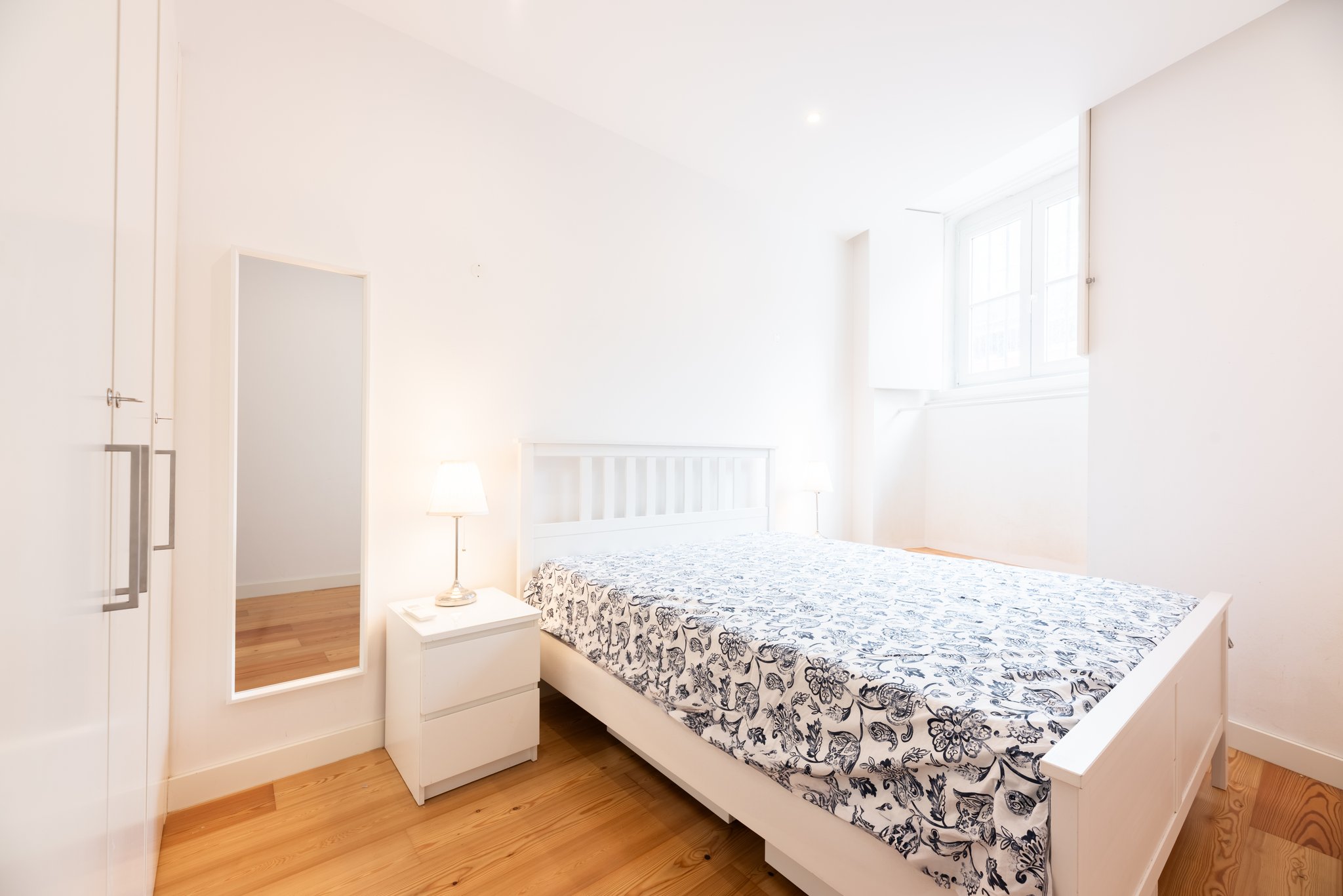 T2 Apartment — Rua do Cardal de São José – photo 5