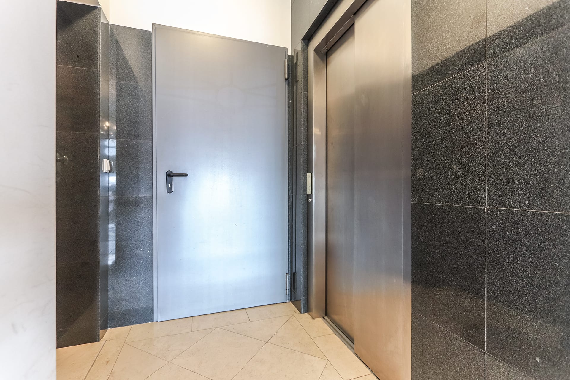 T3 Apartment — Rua João Crisóstomo, Avenidas Novas – photo 4